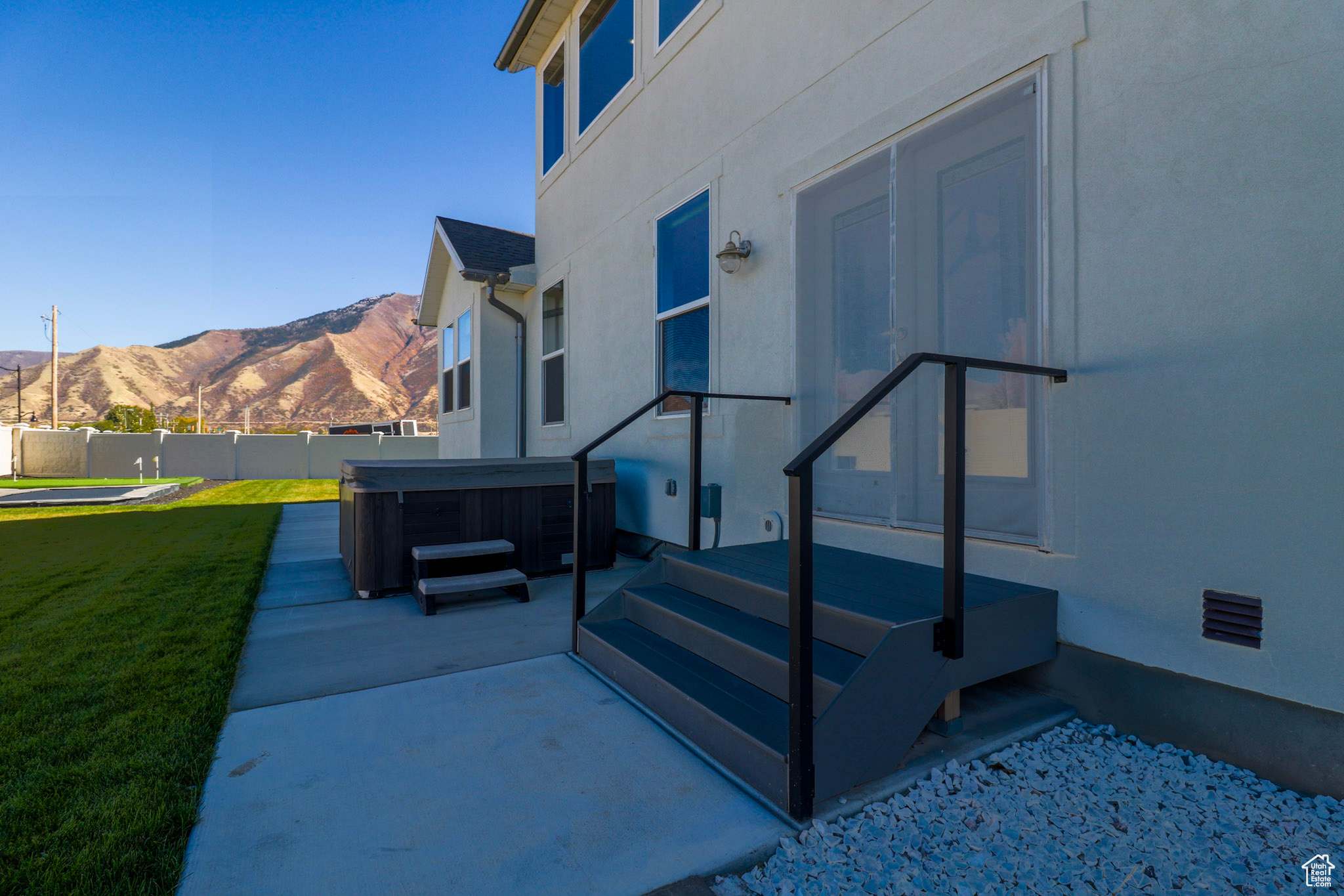 MAPLE FIELDS - Residential