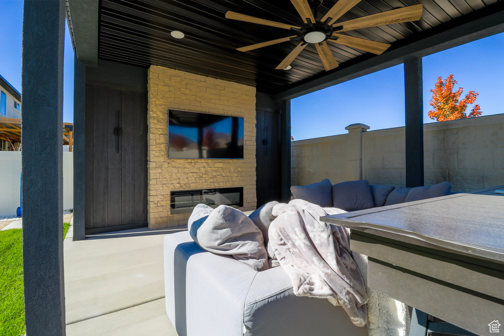 MAPLE FIELDS - Residential