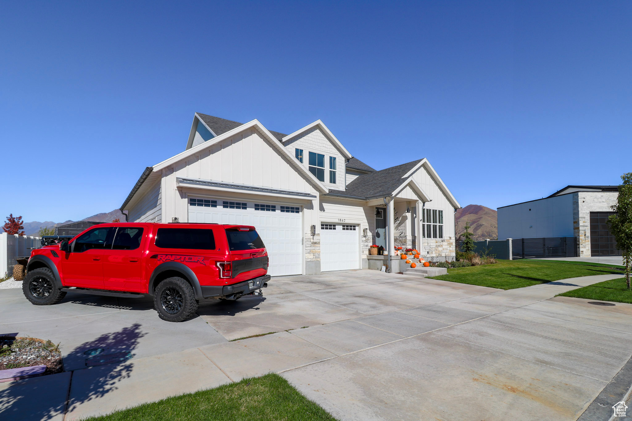 MAPLE FIELDS - Residential
