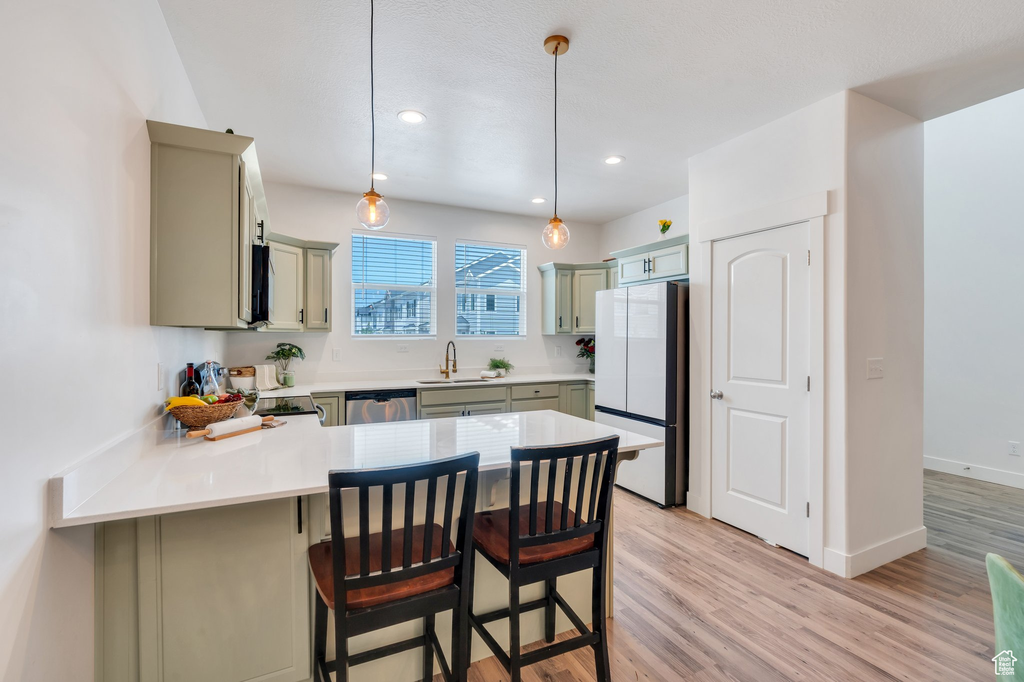 WILLOW POINT - Residential