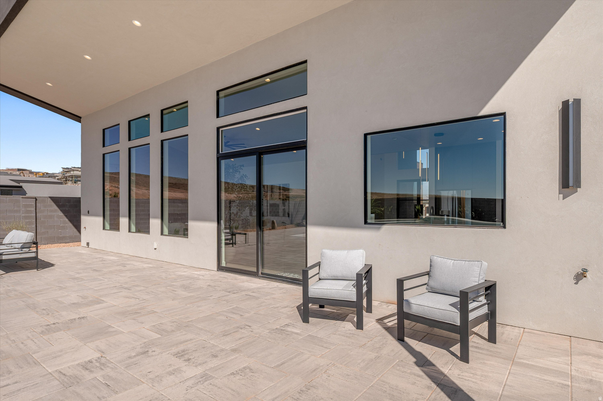 SCENIC POINT - Residential