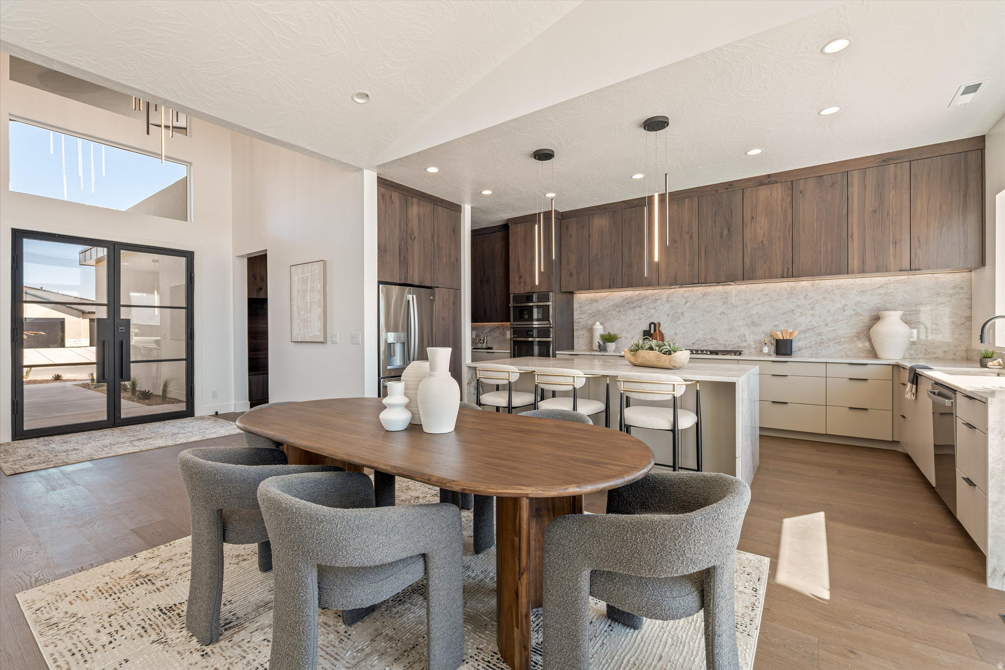 SCENIC POINT - Residential