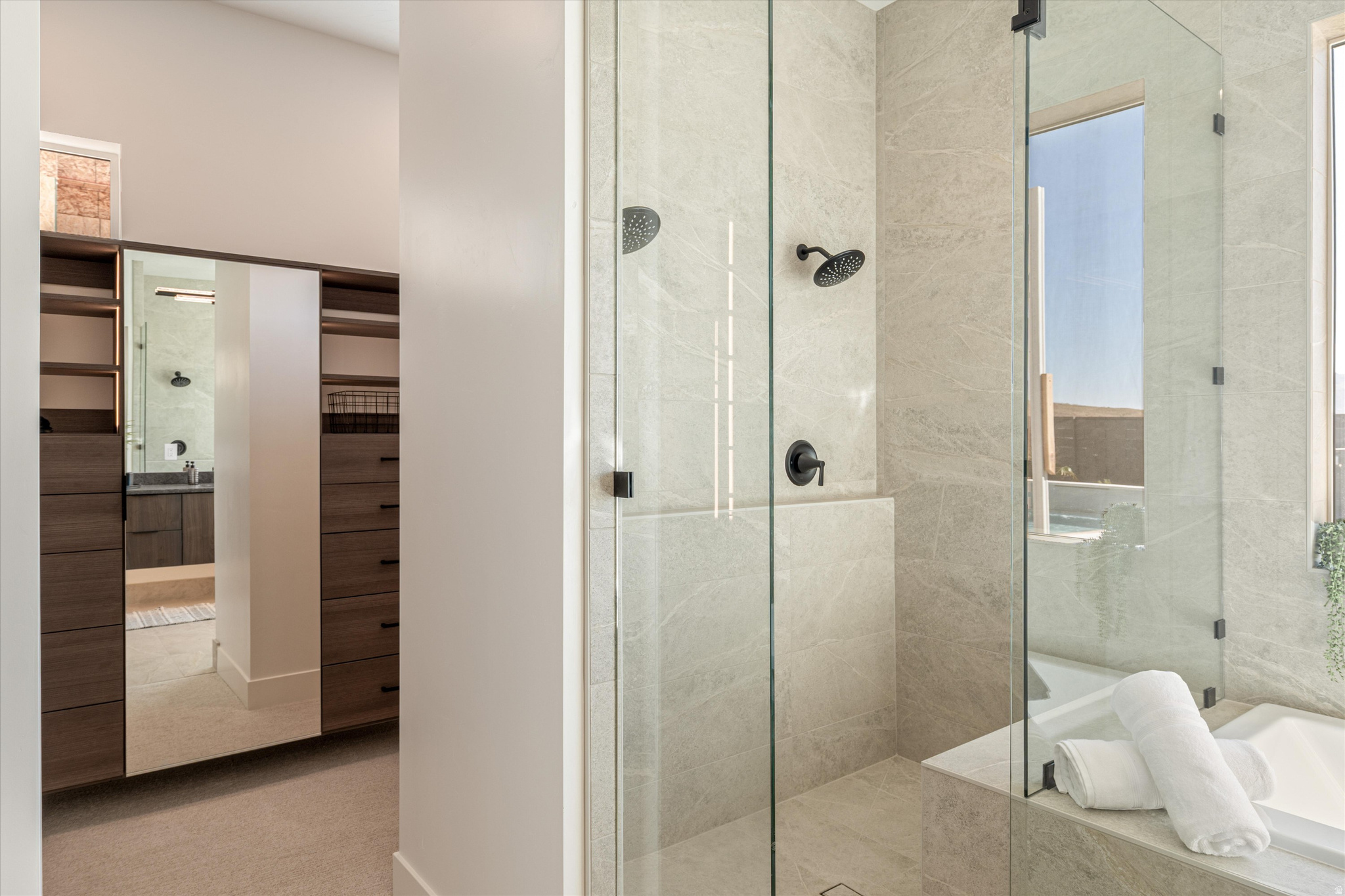 SCENIC POINT - Residential