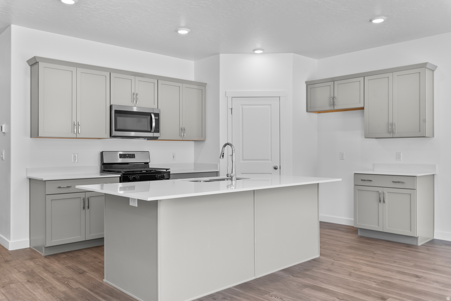 INVERNESS BY D.R. HORTON - Residential