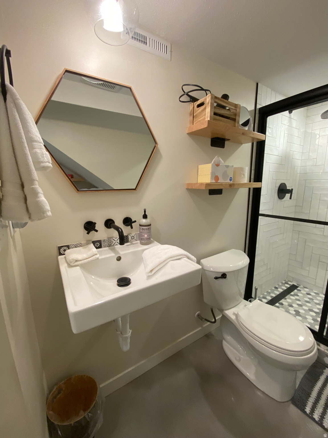 BELVIEW GARDENS SUB - Residential