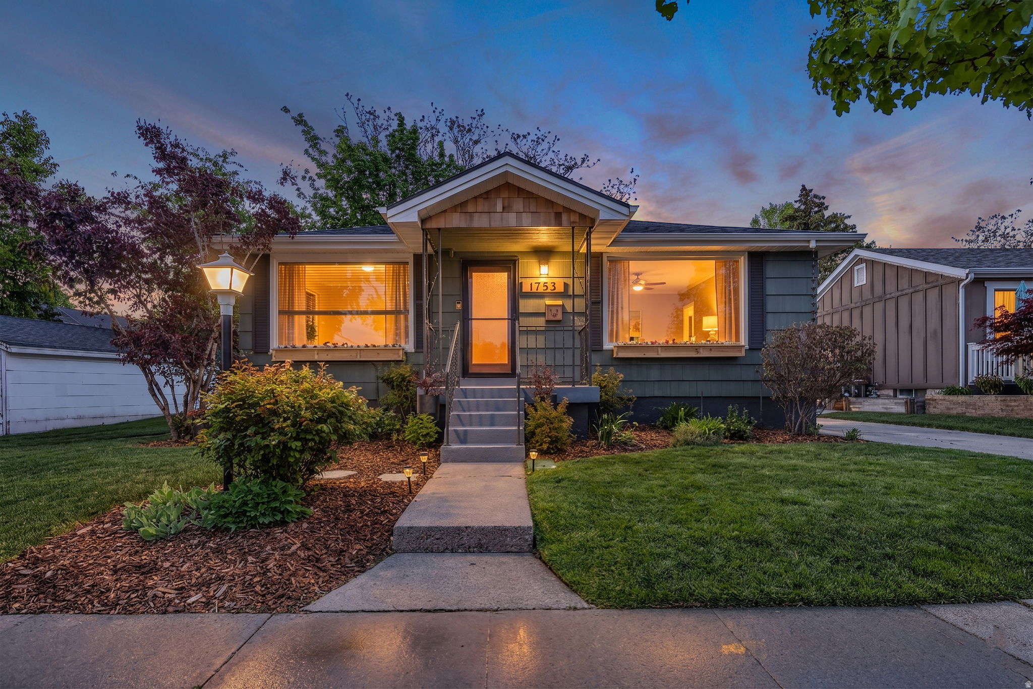 BELVIEW GARDENS SUB - Residential