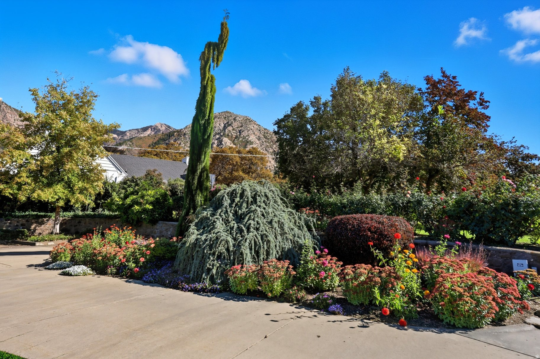 OAK CREST PARK ADDITION - Residential