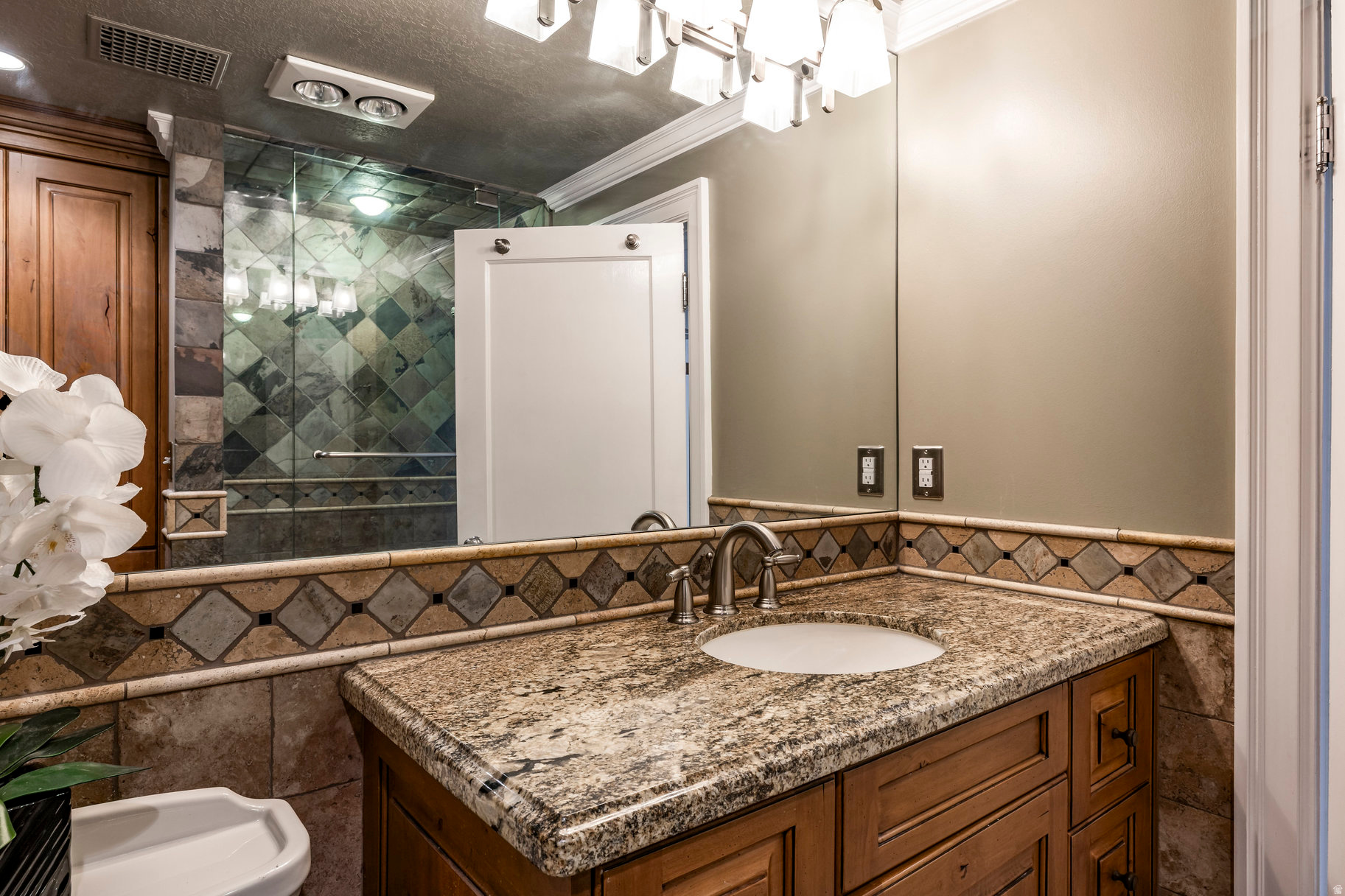 OAK CREST PARK ADDITION - Residential