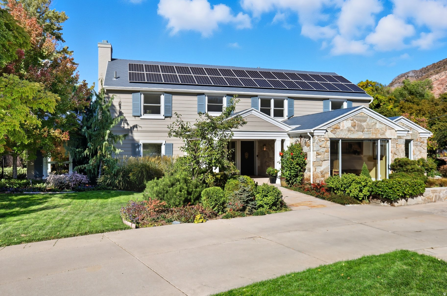 OAK CREST PARK ADDITION - Residential