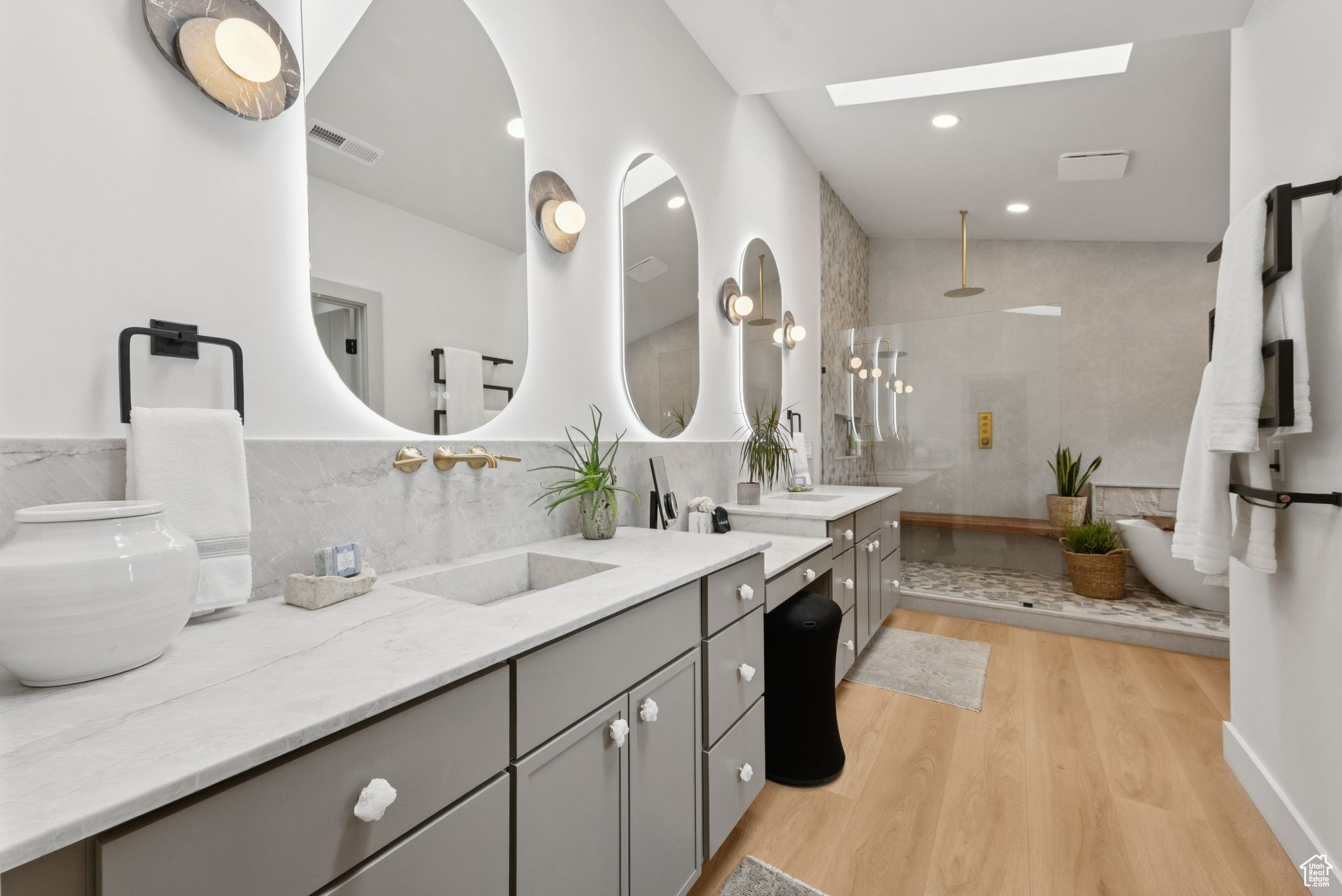 COTTONWOOD - Residential