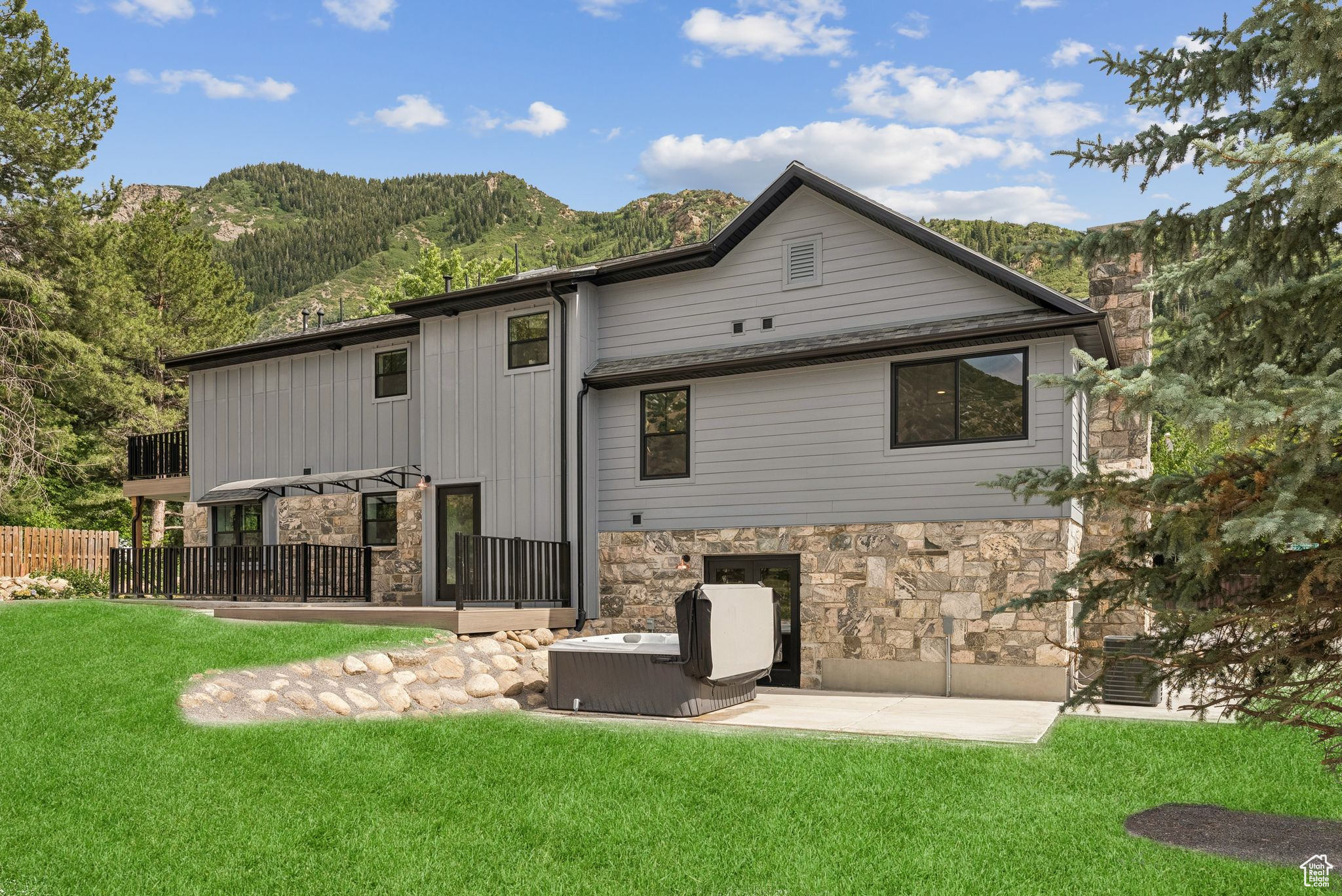 COTTONWOOD - Residential