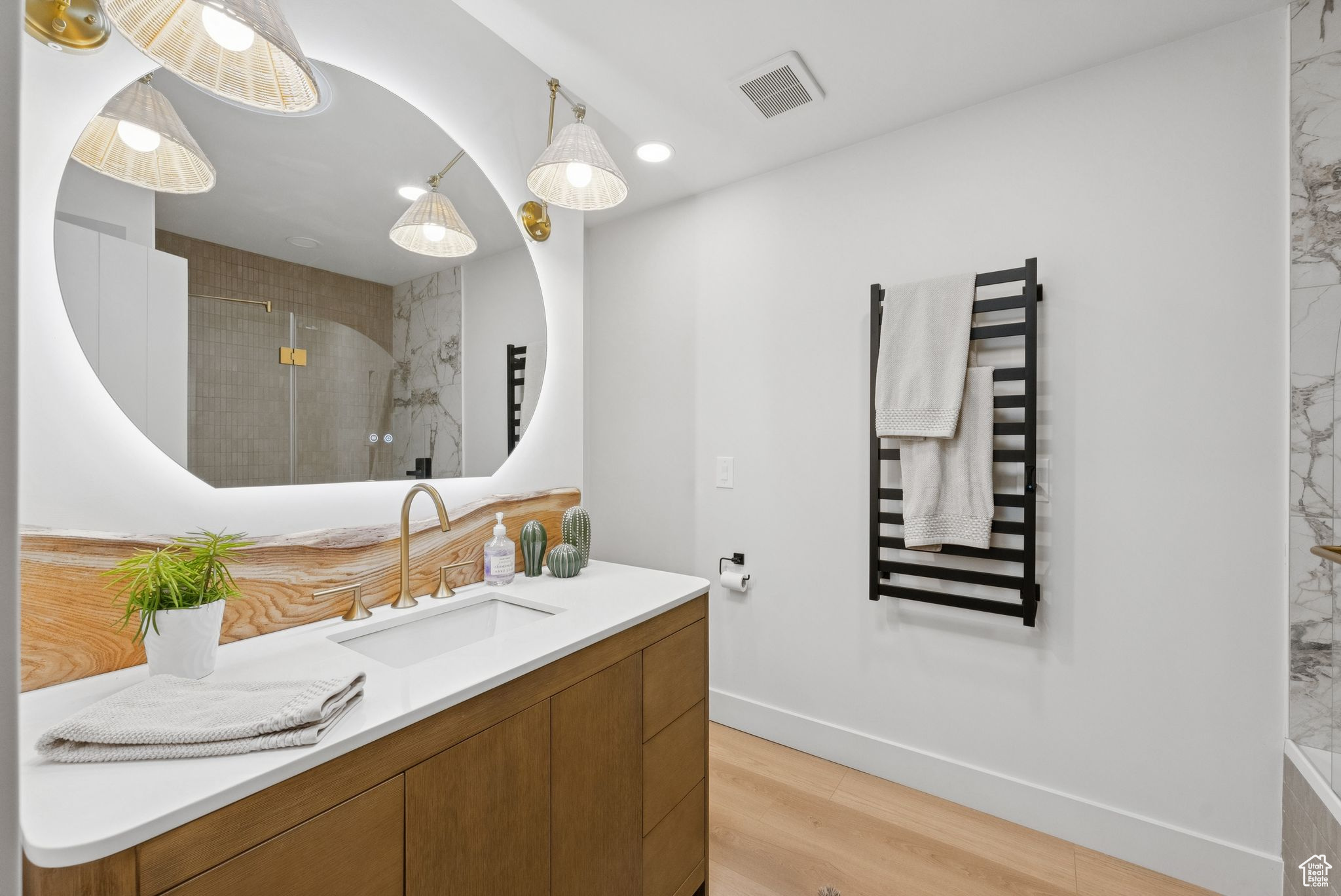 COTTONWOOD - Residential