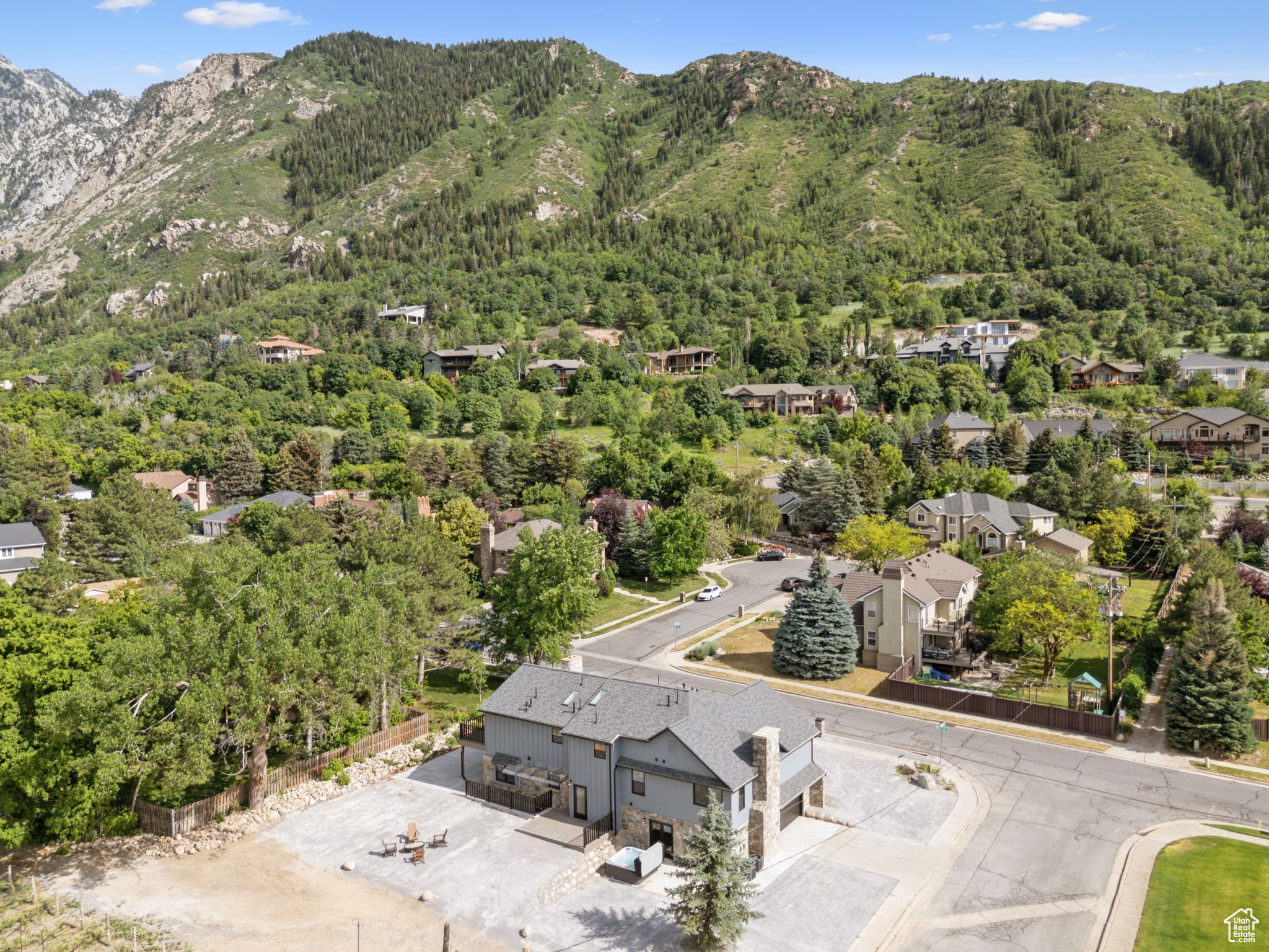 COTTONWOOD - Residential