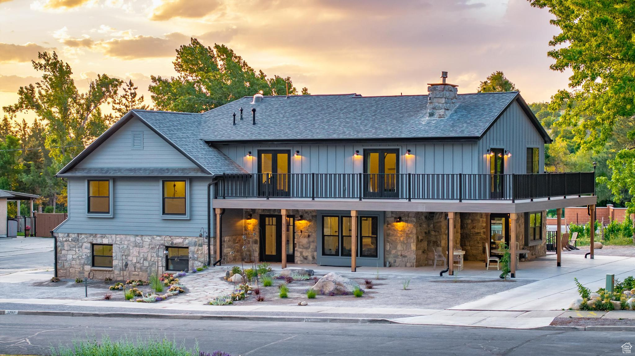 COTTONWOOD - Residential