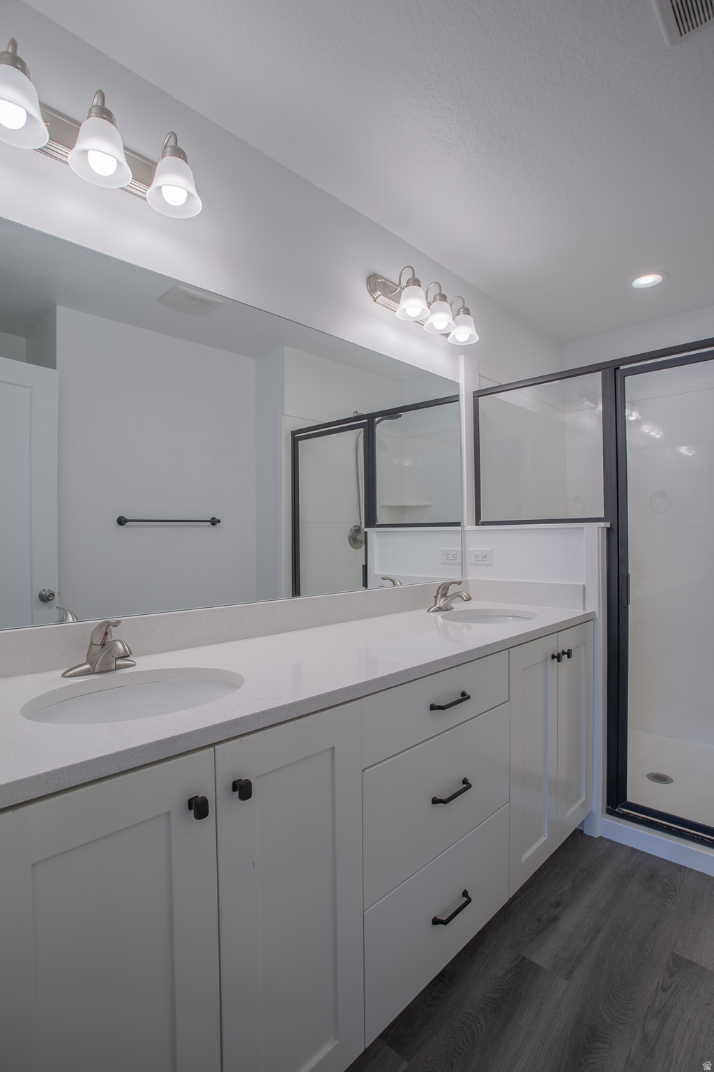 CITY CENTER - Residential