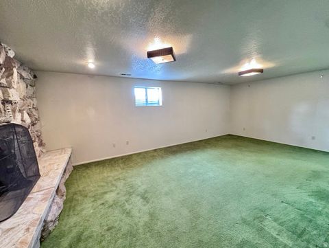 Tiny photo for 275 S 100 E, Salem, UT 84653 (MLS # 2122835)