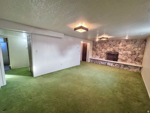 Tiny photo for 275 S 100 E, Salem, UT 84653 (MLS # 2122835)