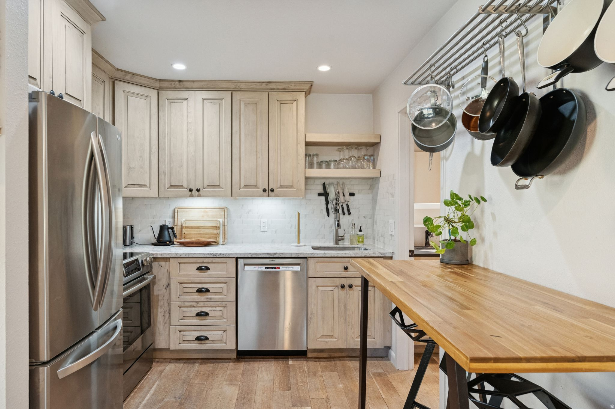 PARK WEST CONDOMINIUM - Residential