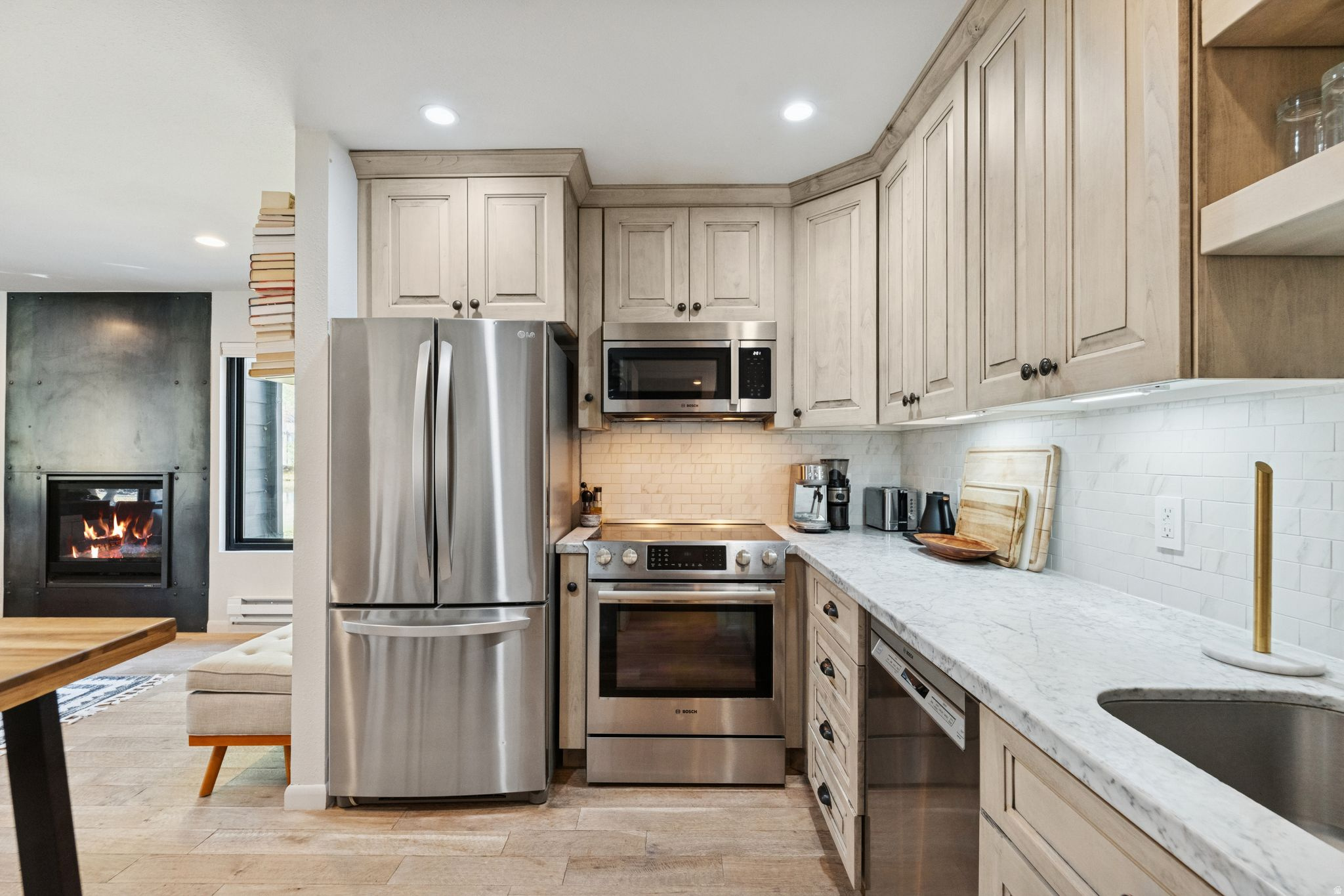 PARK WEST CONDOMINIUM - Residential