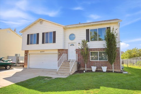 Tiny photo for 2257 N 2290 W, Clinton, UT 84015 (MLS # 2185326)