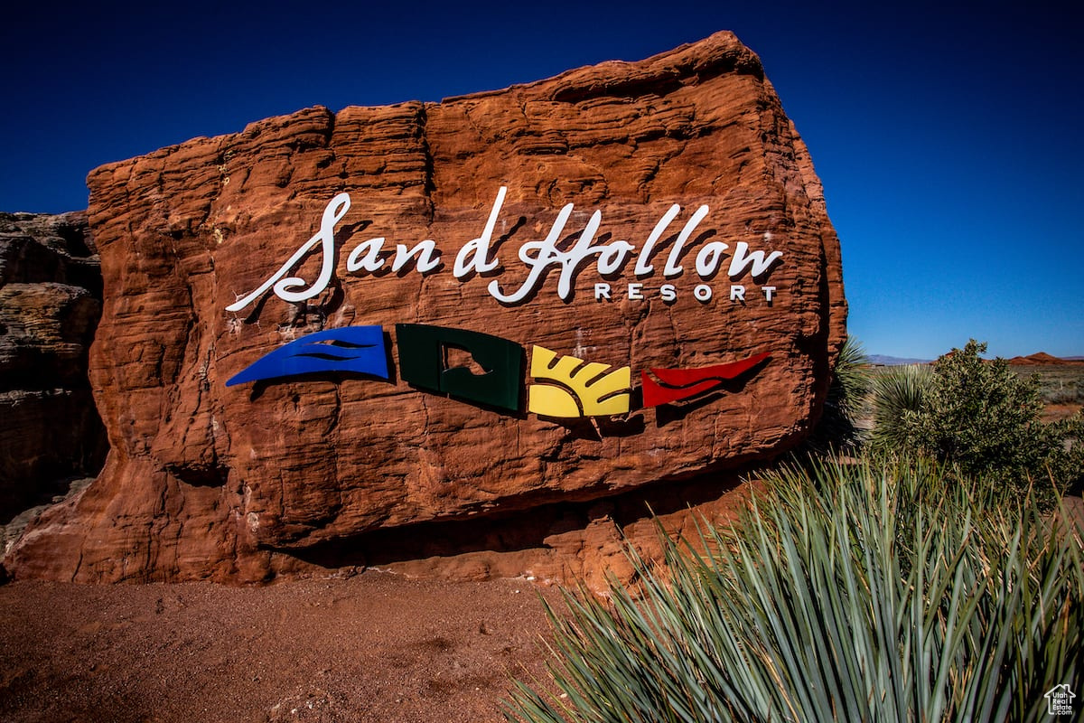 RETREAT AT SAND HOLLOW RESORT PH 4 - Residential