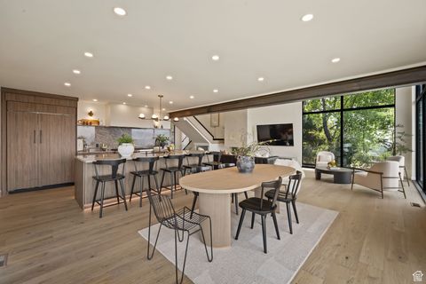 Tiny photo for 2244 S LAKELINE CIR, Salt Lake City, UT 84109 (MLS # 2108919)