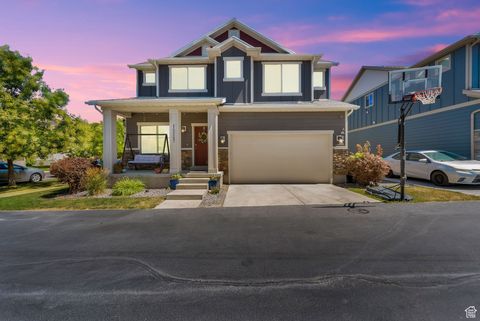 Photo of 15207 S DIRKS BAY, Bluffdale, UT 84065 (MLS # 2102413)