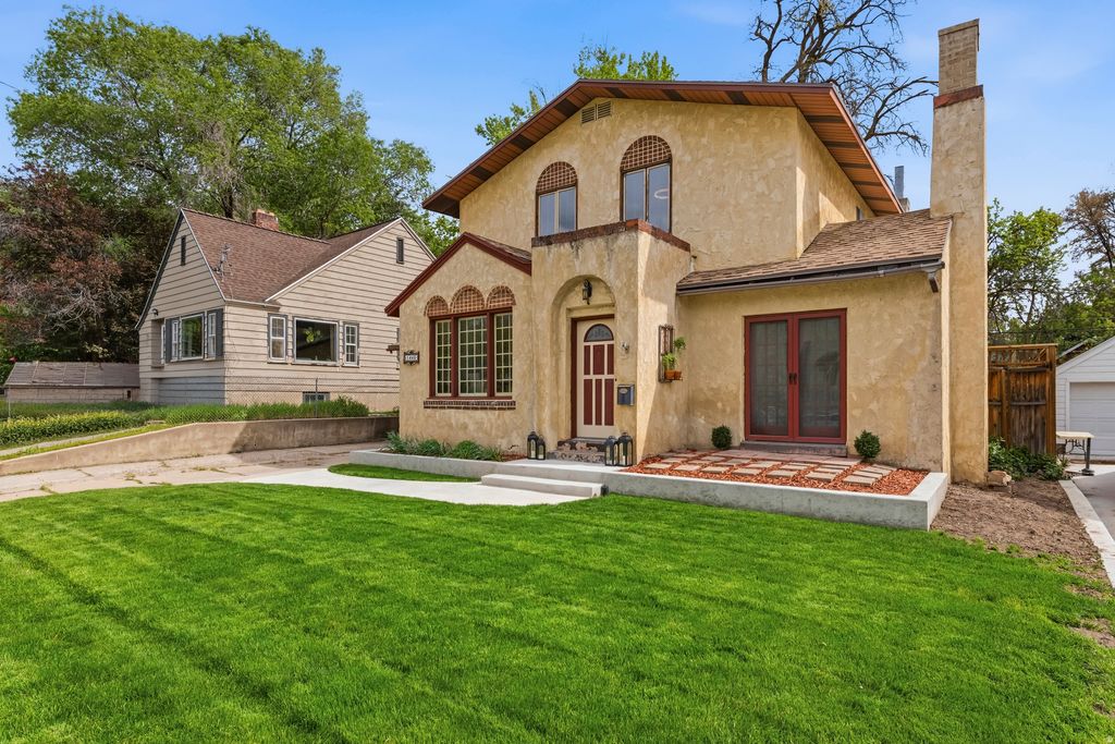Photo of 1443 BINFORD ST, Ogden, UT 84401 (MLS # 2154592)