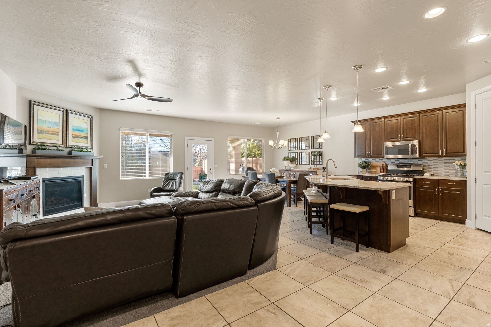 BOULDER SPRINGS VILLAS PH 3 - Residential