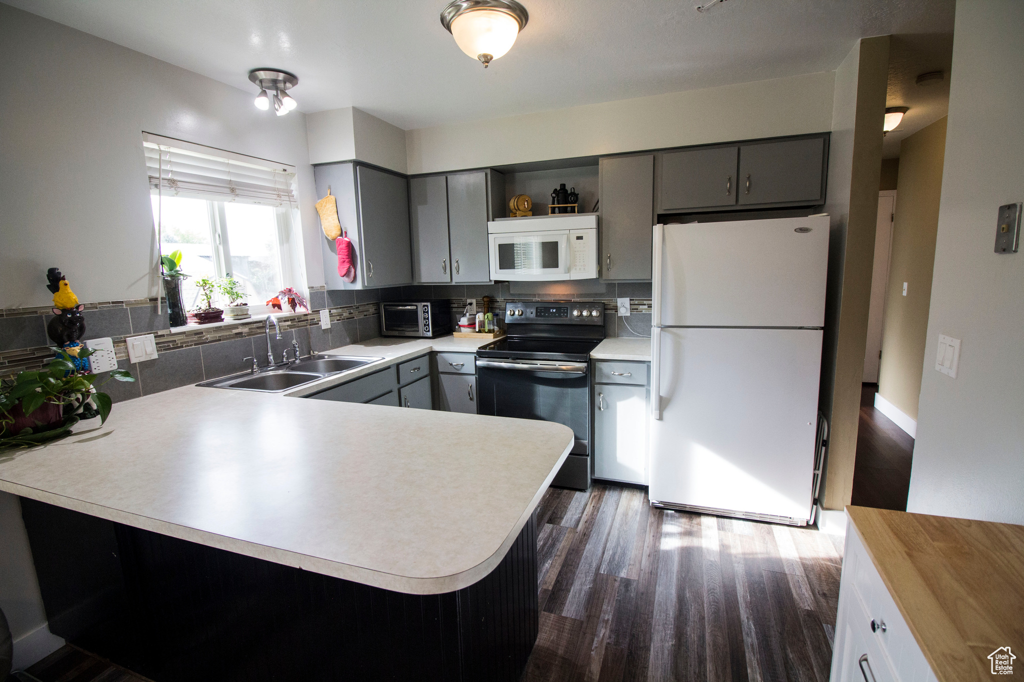 SKY WEST ESTATES - Residential