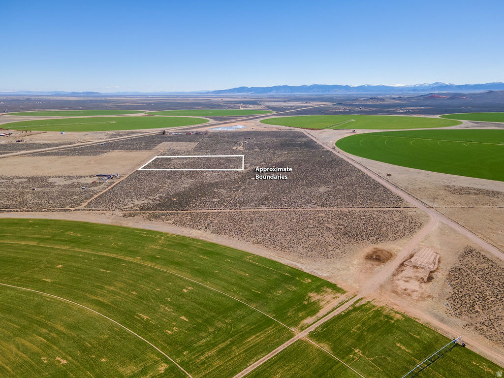ESCALANTE VALLEY - Land