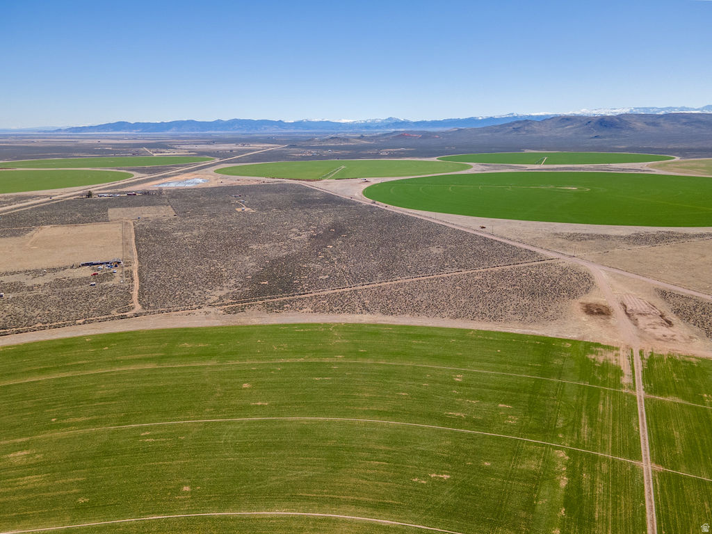ESCALANTE VALLEY - Land