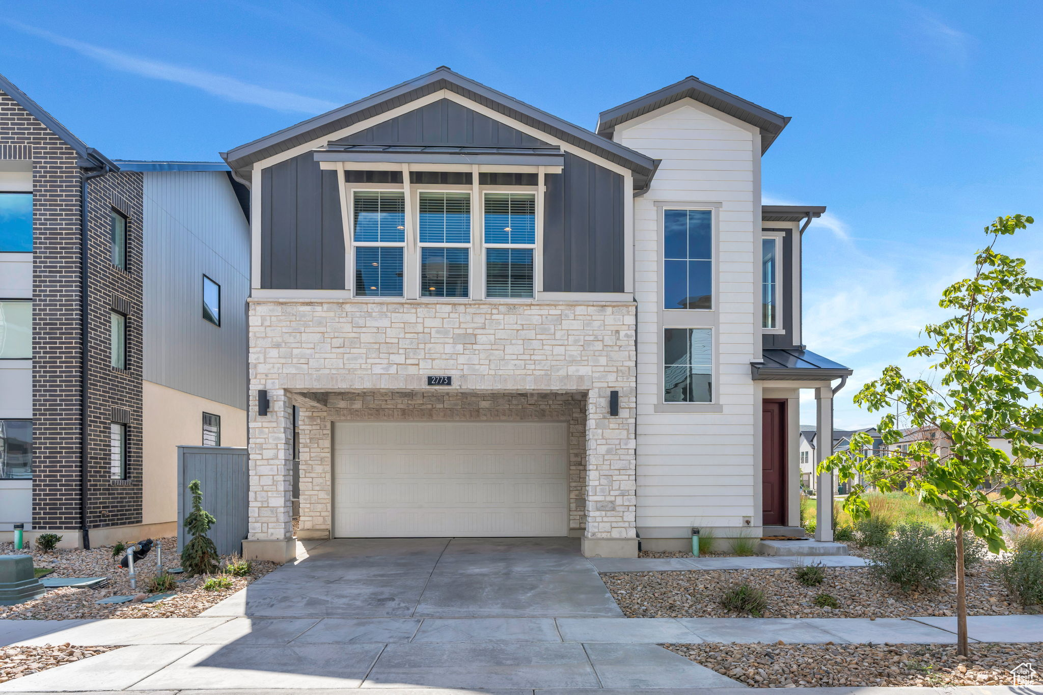 HOLBROOK E VILLA - Residential