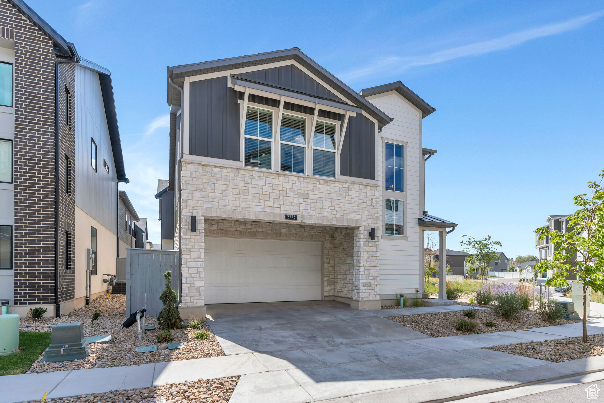 HOLBROOK E VILLA - Residential