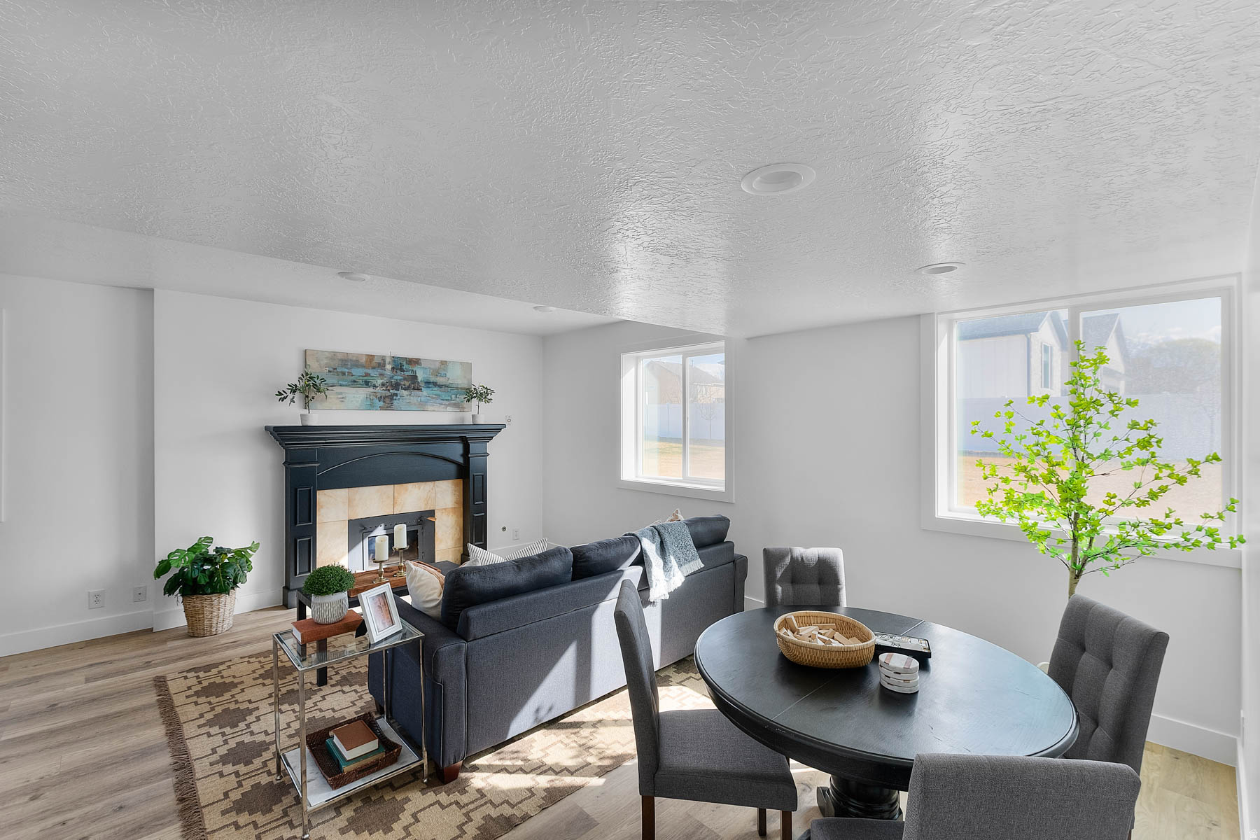 STATEN FARMS - Residential