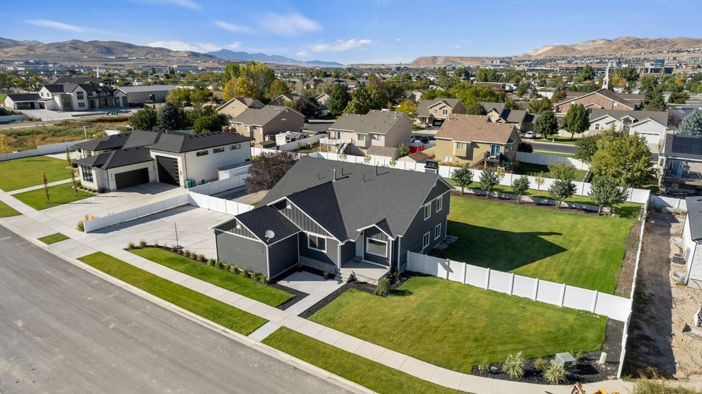 Photo of 1932 W 1340 N, Lehi, UT 84043 (MLS # 2142664)