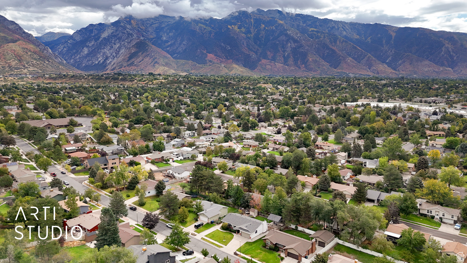 MEADOWS - Residential