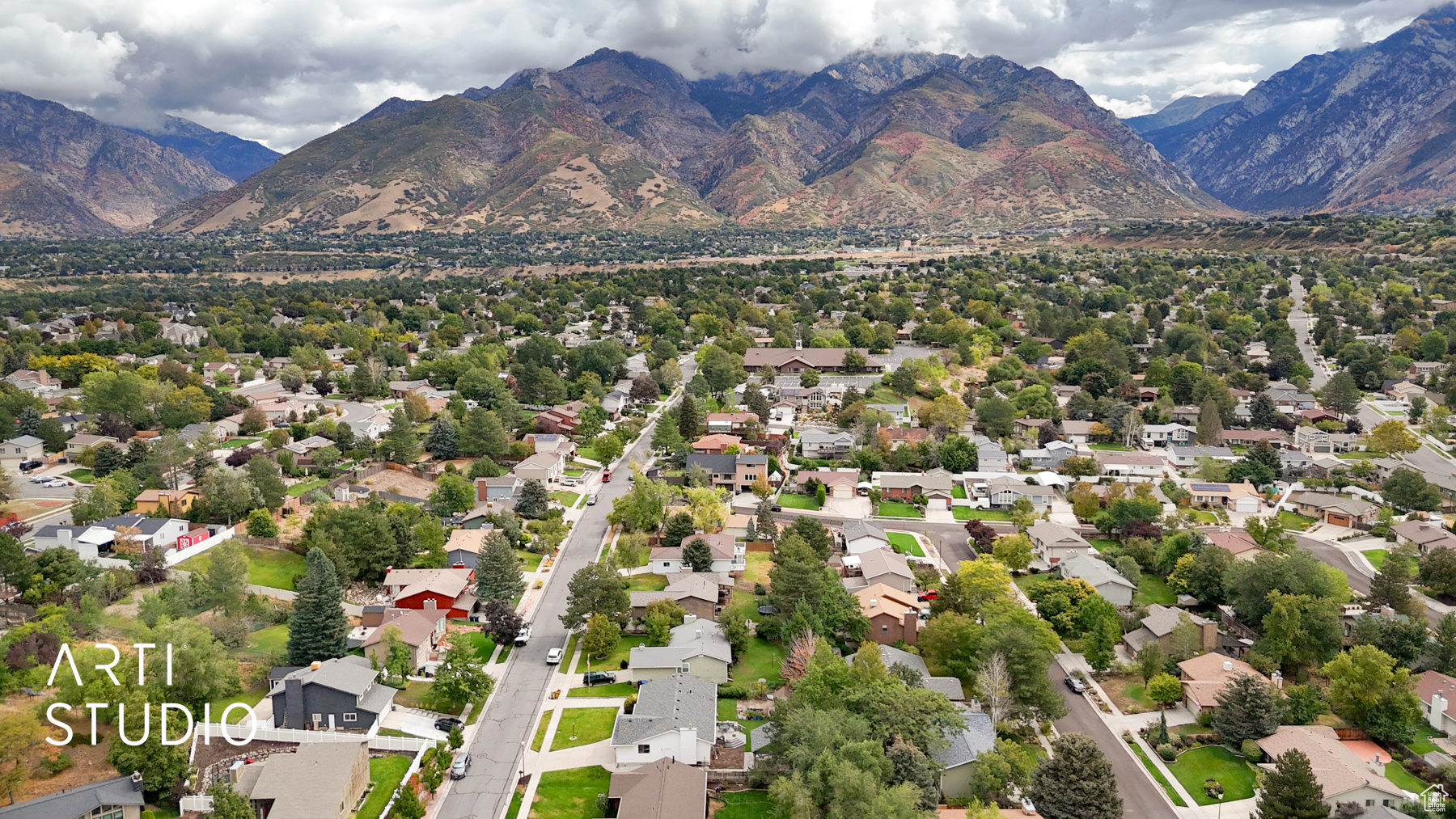 MEADOWS - Residential