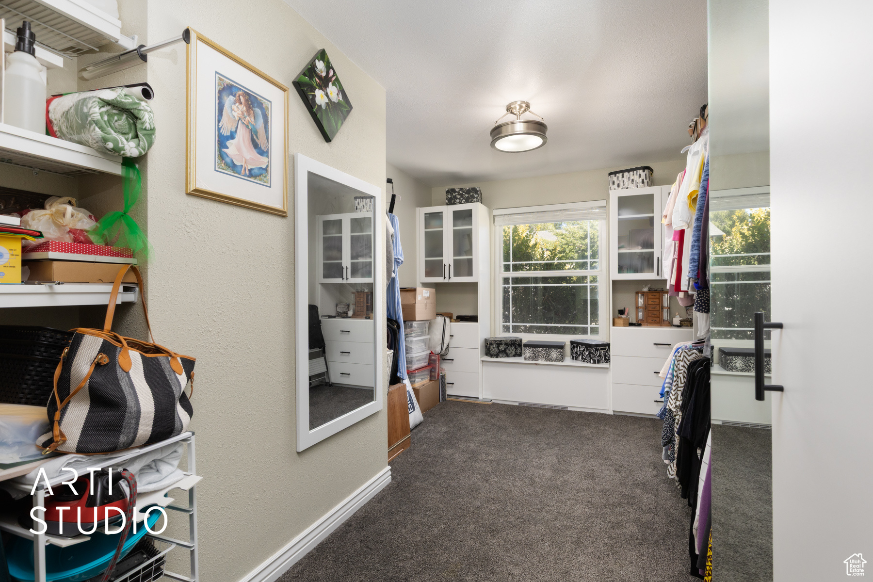 MEADOWS - Residential