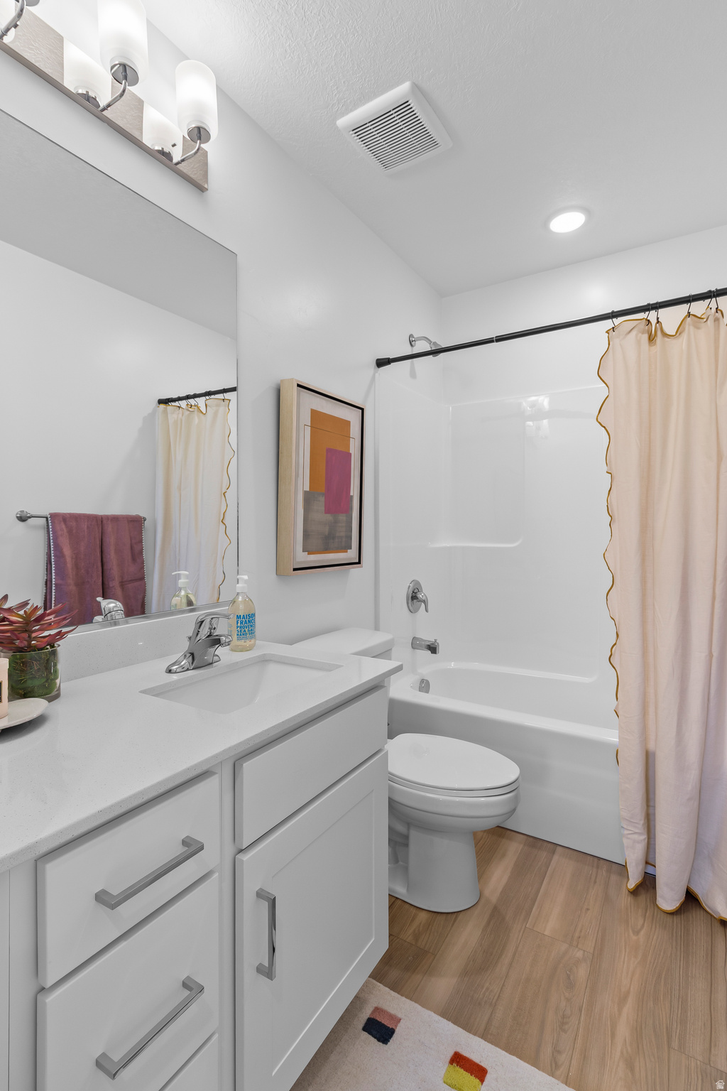 SUGAR CREEK TOWNHOMES - Residential