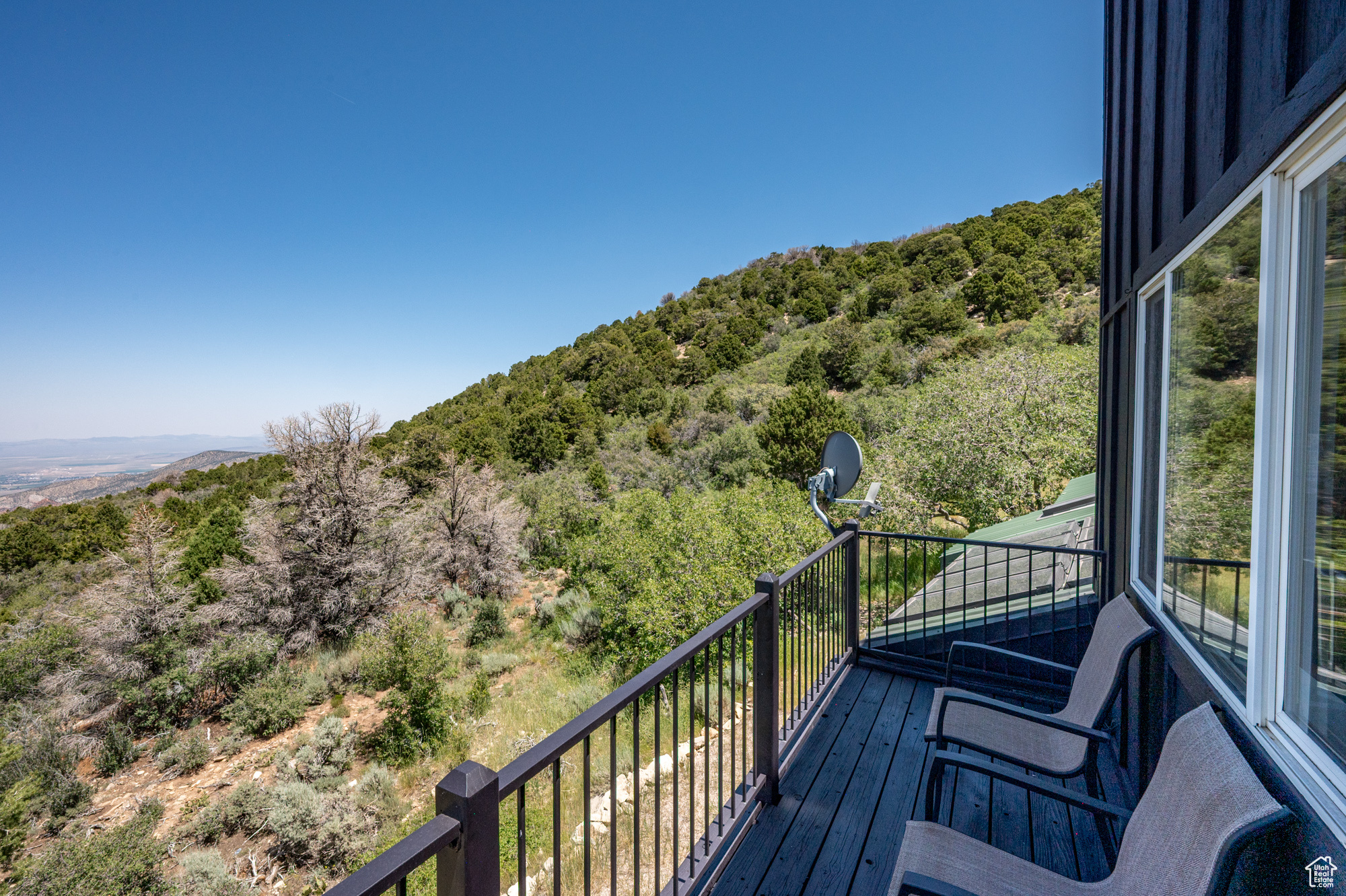 CEDAR HIGHLANDS - Residential