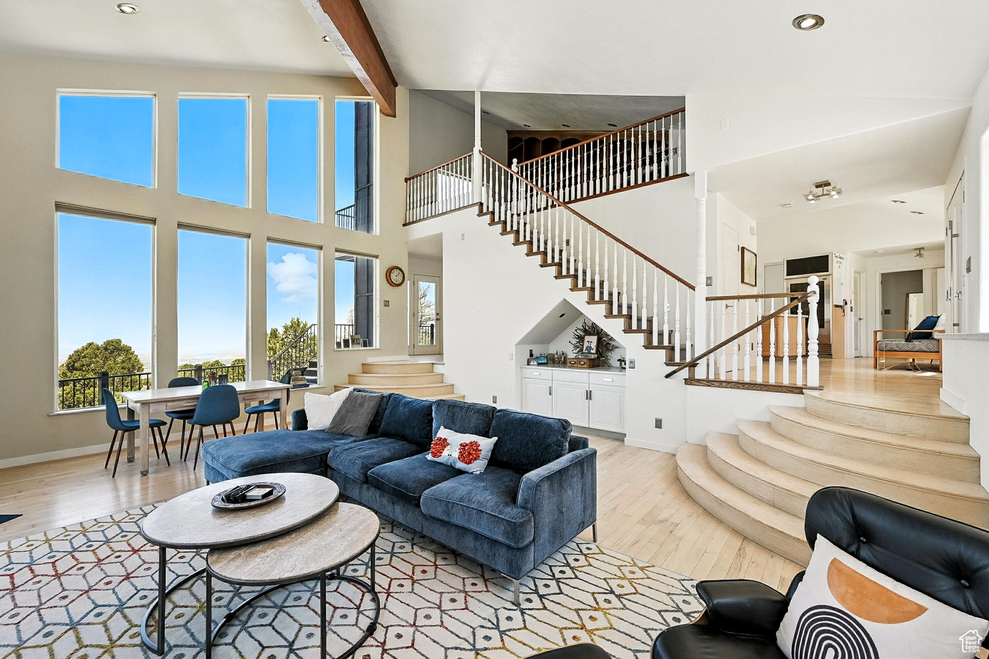 CEDAR HIGHLANDS - Residential