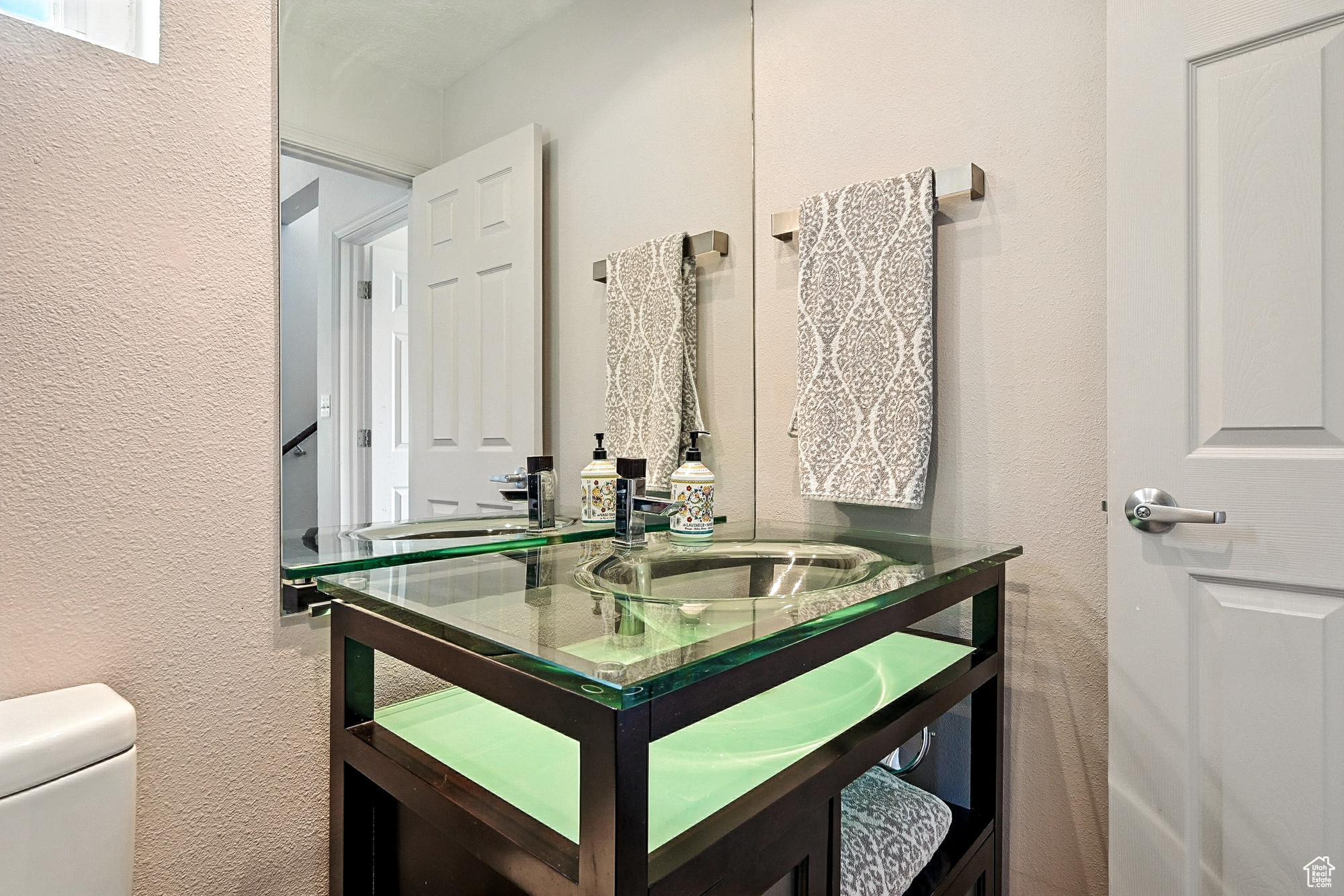 CEDAR HIGHLANDS - Residential