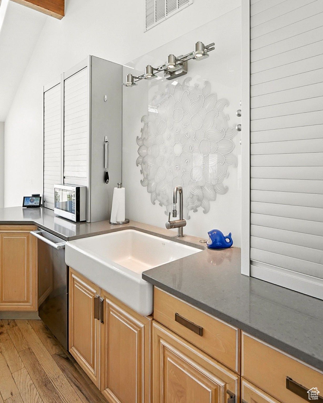 CEDAR HIGHLANDS - Residential
