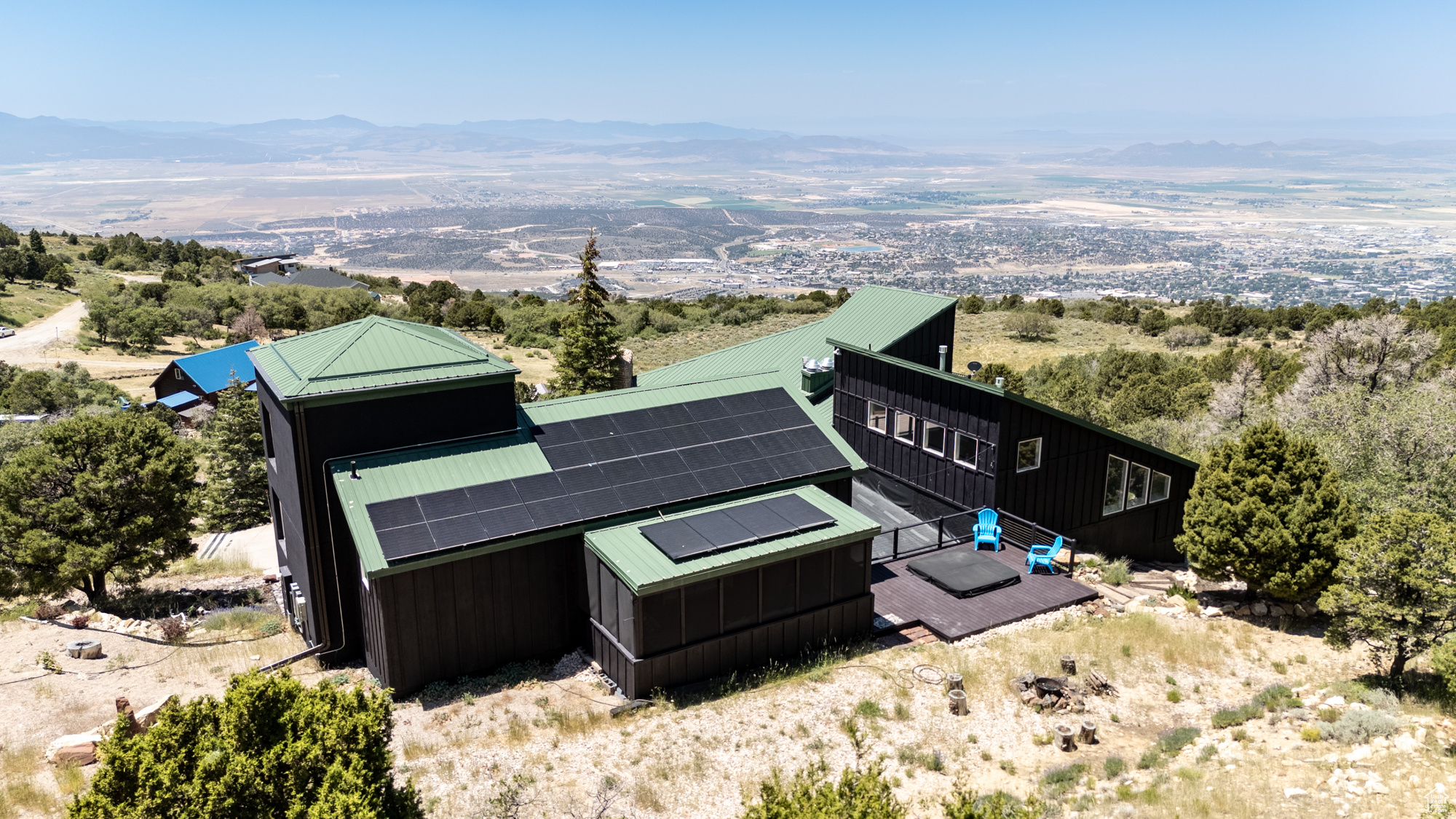 CEDAR HIGHLANDS - Residential