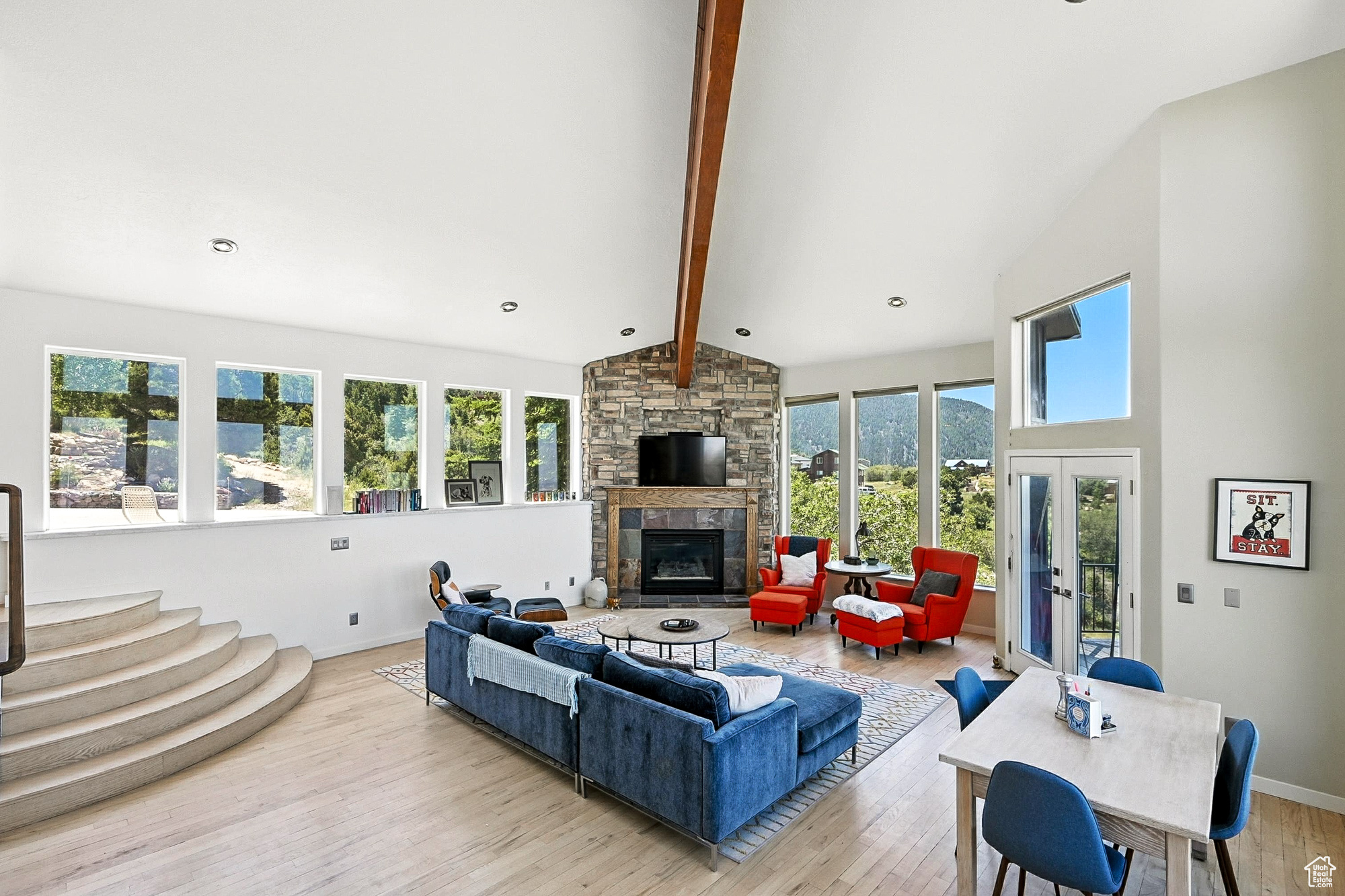 CEDAR HIGHLANDS - Residential