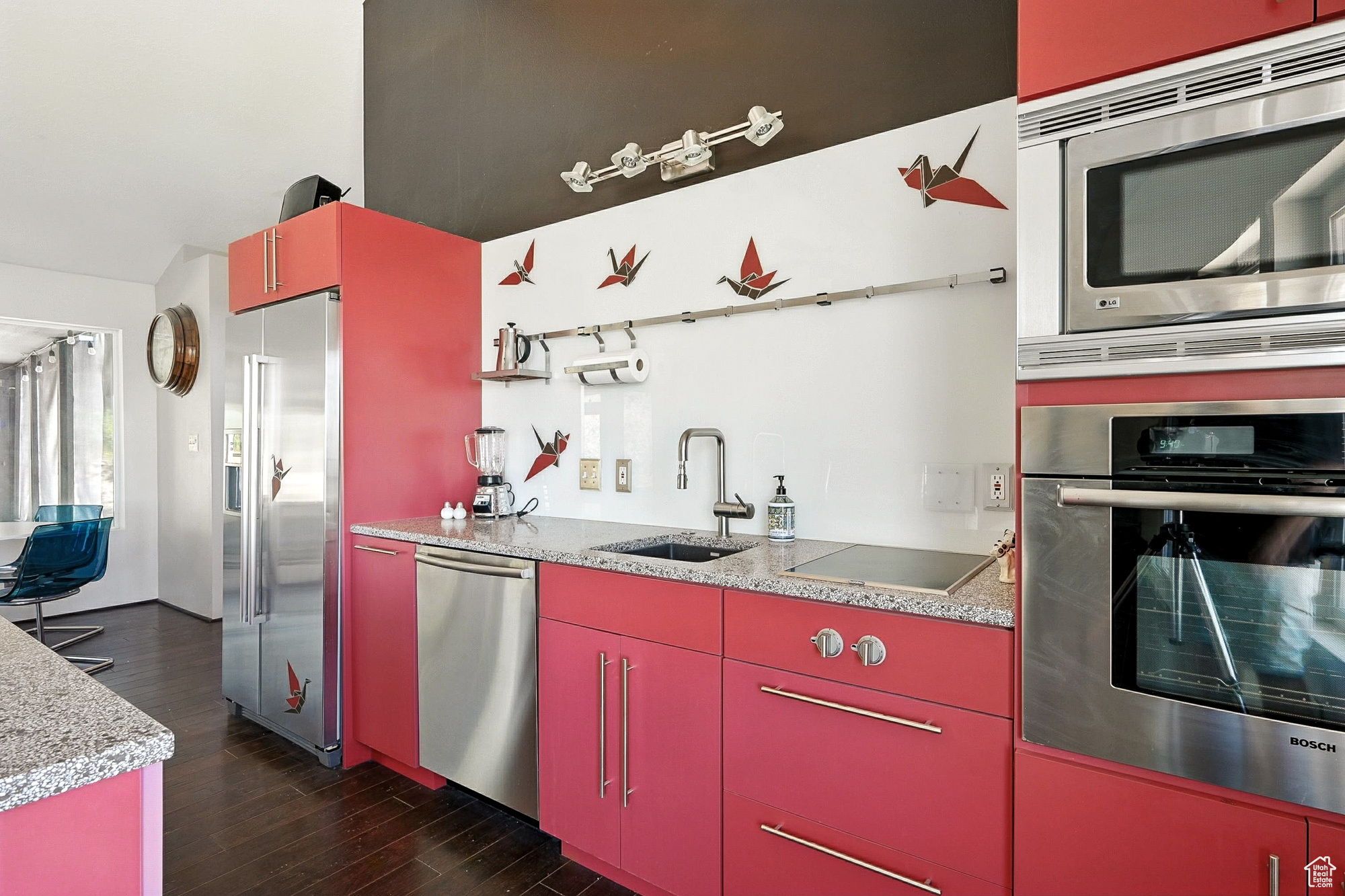 CEDAR HIGHLANDS - Residential