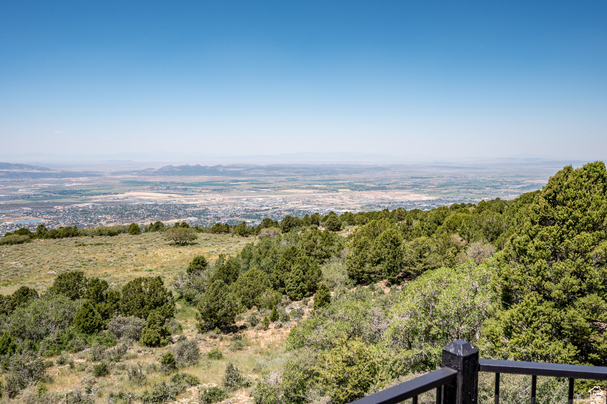 CEDAR HIGHLANDS - Residential