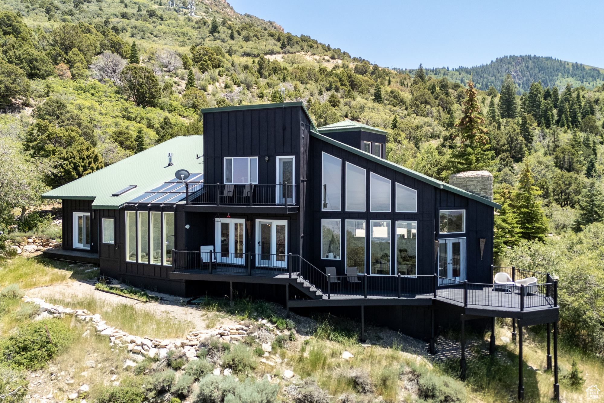CEDAR HIGHLANDS - Residential