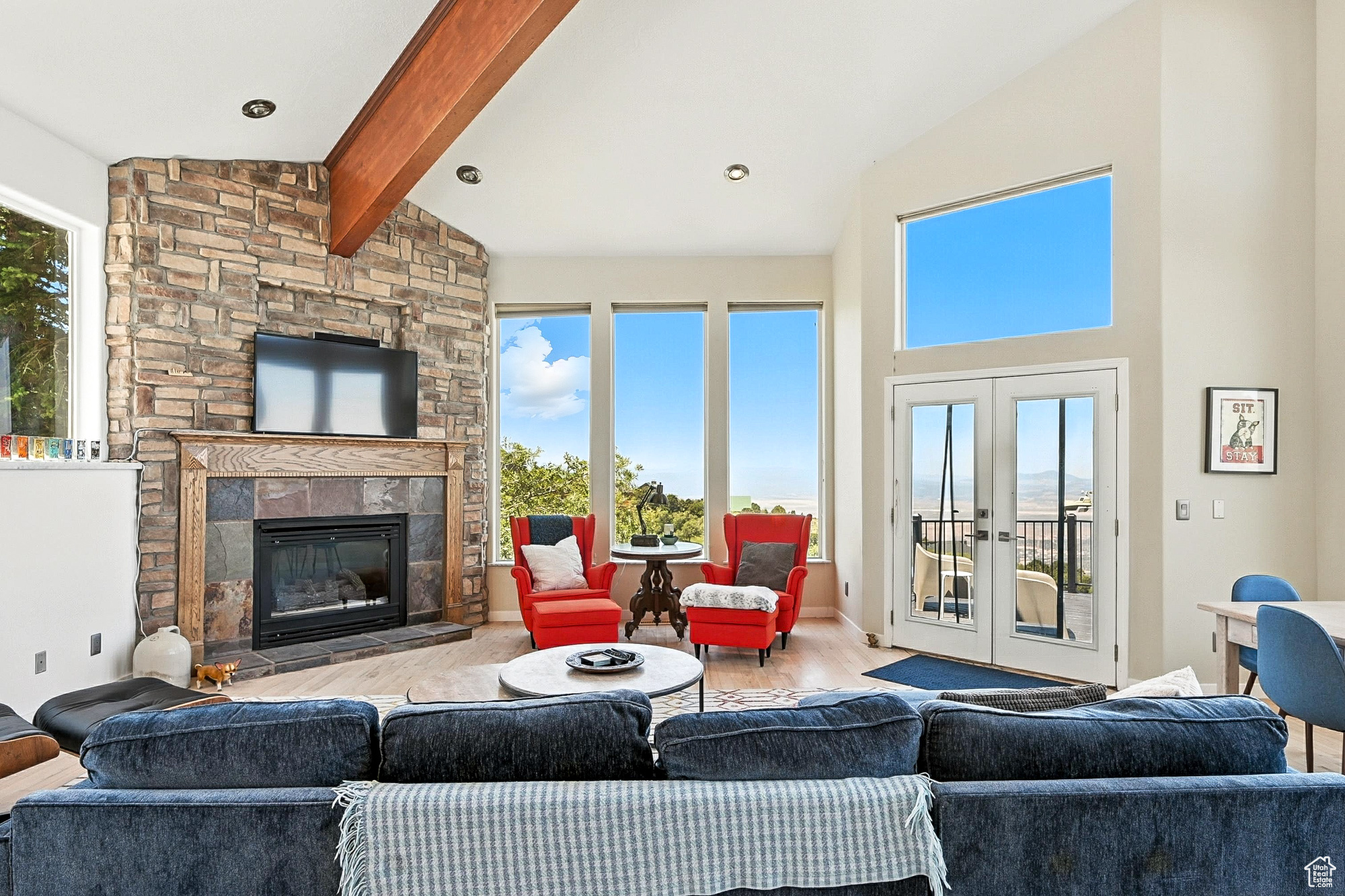CEDAR HIGHLANDS - Residential